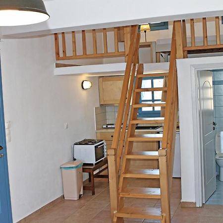 St George Village Batsíon Extérieur photo