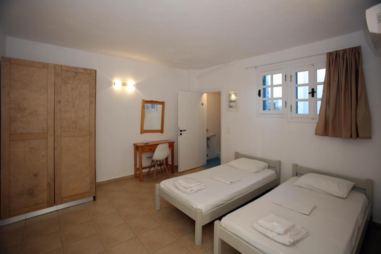 St George Village Batsíon Extérieur photo